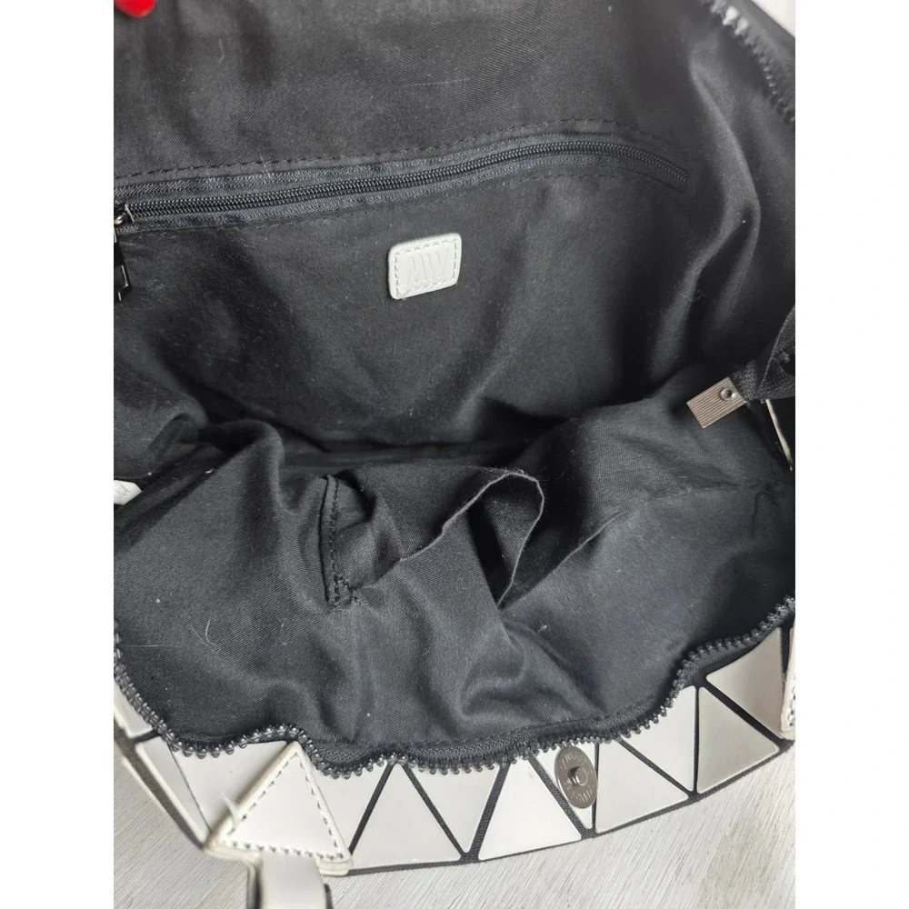 MW Geometric Triangle Tote Bag White Black Modern Minimalist Y2K Futuristic